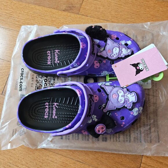 CROCS KUROMI HALLOWEEN EDITION CLOGS - Picture 4 of 4